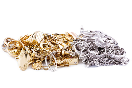 Schmuck aus Gold beleihen